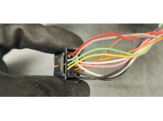 Recambio de retrovisor izquierdo para peugeot 308 1.5 hdi 130 fap referencia OEM IAM E20312230  