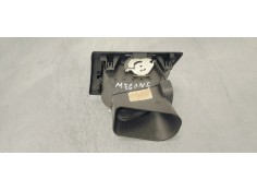 Recambio de rejilla aireadora para renault megane iii berlina 5 p 1.5dci 110 fap referencia OEM IAM   