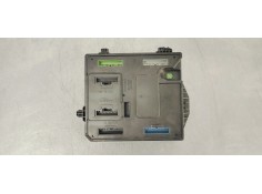 CAJA RELES / FUSIBLES 284B18853R 