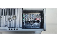 Recambio de sistema audio / radio cd para volkswagen passat berlina (3c2) advance plus 4motion referencia OEM IAM 3C0035270  