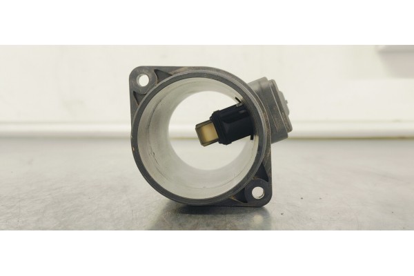 Recambio de caudalimetro para renault megane iii berlina 5 p 1.5dci 110 fap referencia OEM IAM 8200682558B  
