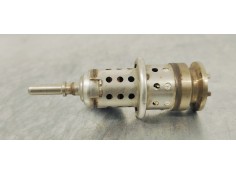 Recambio de inyector para peugeot 308 1.5 hdi 130 fap referencia OEM IAM 9813930180  