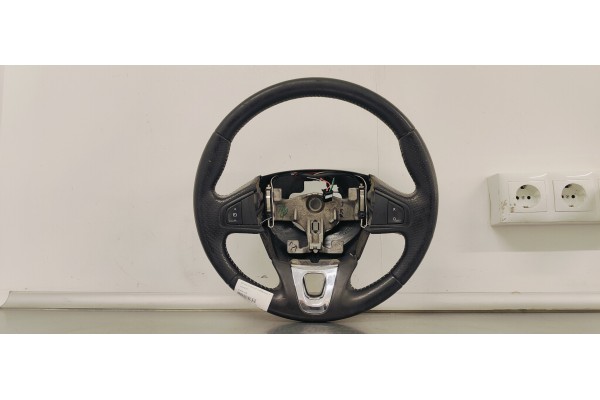 Recambio de volante para renault megane iii berlina 5 p 1.5dci 110 fap referencia OEM IAM 609581499  