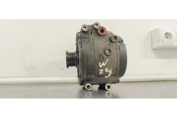 Recambio de alternador para mercedes-benz clase s (w220) berlina 3.2cdi 197 [320] referencia OEM IAM A0001501650  