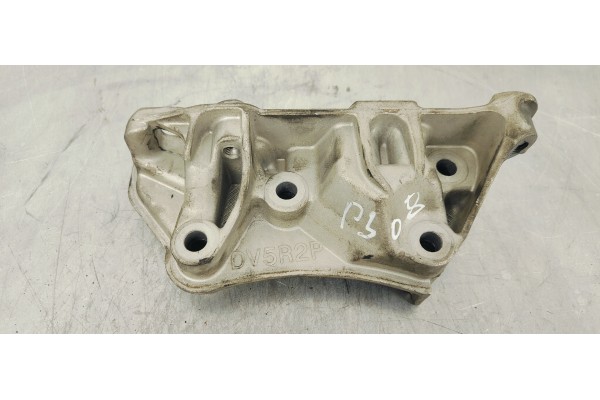 Recambio de soporte motor para peugeot 308 1.5 hdi 130 fap referencia OEM IAM 9810967480  