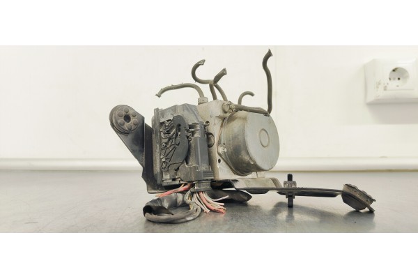 Recambio de abs para renault kangoo expression referencia OEM IAM 8201240013  