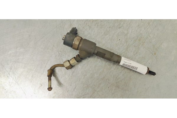 Recambio de inyector para opel corsa d cosmo referencia OEM IAM 0445110183  