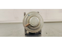 Recambio de valvula egr para volkswagen golf v berlina (1k1) 1.9 tdi 105 referencia OEM IAM 038129637D  