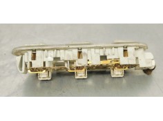 Recambio de luz interior para nissan qashqai (j10) acenta referencia OEM IAM 8200073234  