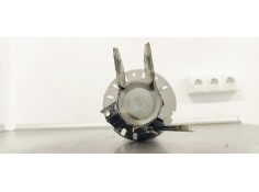 Recambio de amortiguador delantero derecho para peugeot 308 1.5 hdi 130 fap referencia OEM IAM 9823318680  