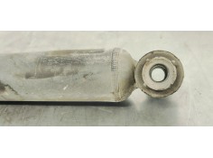 Recambio de amortiguador trasero izquierdo para peugeot 308 1.5 hdi 130 fap referencia OEM IAM 9817349880  