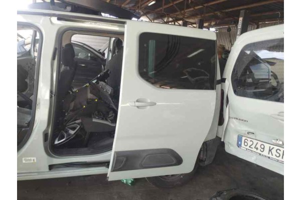 Recambio de puerta lateral corredera izquierda para citroen berlingo 1.5 hdi referencia OEM IAM   