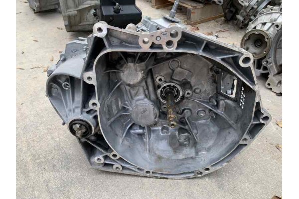 Recambio de caja cambios para citroen c4 picasso 1.6 hdi referencia OEM IAM 20EA07  