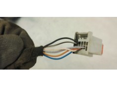 Recambio de retrovisor izquierdo para ford fiesta (cb1) 1.4 tdci 71 fap referencia OEM IAM E8024704  