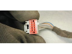 Recambio de retrovisor izquierdo para ford fiesta (cb1) 1.4 tdci 71 fap referencia OEM IAM E8024704  