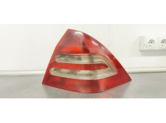 Recambio de piloto trasero derecho para mercedes-benz clase c (w203) berlina 220 cdi (203.006) referencia OEM IAM   
