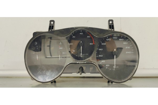Recambio de cuadro instrumentos para seat leon (1p1) 1.6 tdi 105 fap referencia OEM IAM 1P0920853C  