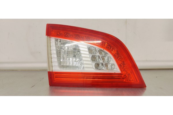 Recambio de piloto trasero izquierdo interior para peugeot 508 sw 1.6 hdi referencia OEM IAM 9686780580  