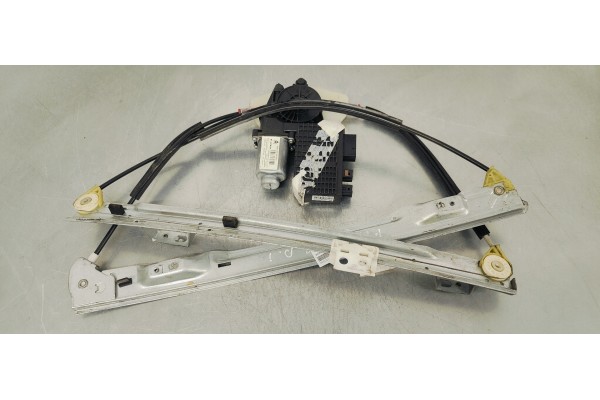 Recambio de elevalunas delantero izquierdo para citroen c4 picasso 1.6 hdi referencia OEM IAM 9674032580  