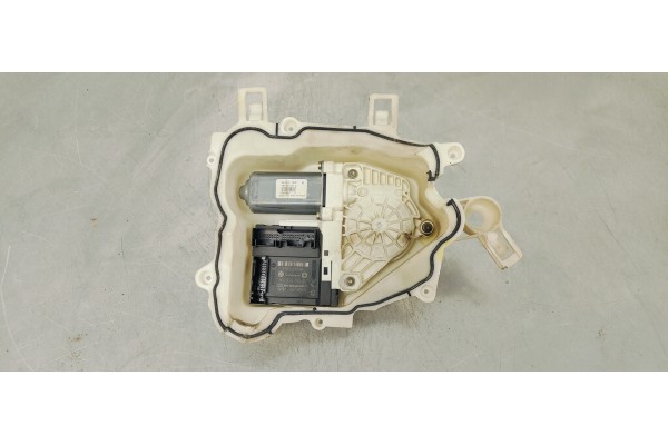 Recambio de motor elevalunas delantero izquierdo para seat altea (5p1) 1.9 tdi referencia OEM IAM 5P0837401A  