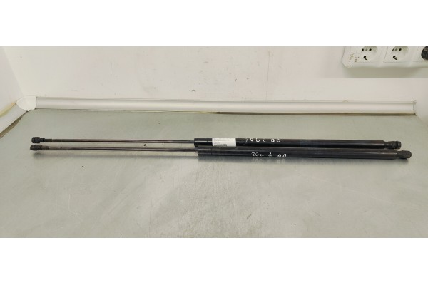 Recambio de amortiguadores maletero / porton para seat toledo (5p2) 1.9tdi 105 referencia OEM IAM 5P5827550  