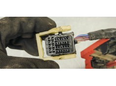 Recambio de caja reles / fusibles para ford fiesta (cb1) ambiente referencia OEM IAM   