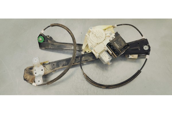 Recambio de elevalunas delantero izquierdo para volkswagen golf vi variant (aj5) 2.0 tdi referencia OEM IAM 1K5837401AM  