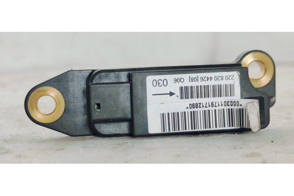 Recambio de sensor para mercedes-benz clase s (w220) berlina 3.2cdi 197 [320] referencia OEM IAM 2208204426  