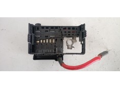 Recambio de caja reles / fusibles para opel insignia berlina 2.0 16v cdti referencia OEM IAM 13358922  