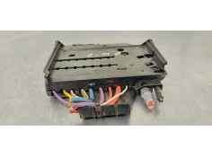 Recambio de caja reles / fusibles para ford c-max 1.6 tdci referencia OEM IAM AV6T14A067BB  