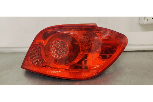 Recambio de piloto trasero derecho para peugeot 307 berlina (s2) referencia OEM IAM 9655767480  