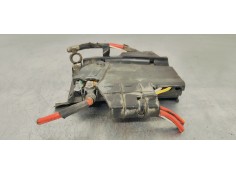 Recambio de caja reles / fusibles para ford focus lim. 1.6 referencia OEM IAM AV6T14A067BB  