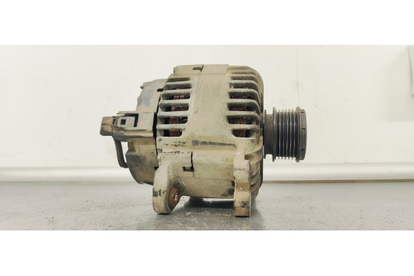 Recambio de alternador para seat altea (5p1) 1.9 tdi referencia OEM IAM 06F903023C  