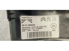 Recambio de piloto trasero derecho para citroen berlingo 1.5 hdi referencia OEM IAM 9820554880  