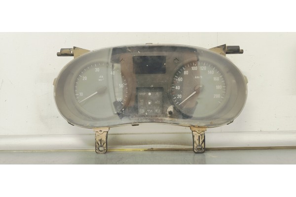 Recambio de cuadro instrumentos para opel vivaro furgón 2.9t corto referencia OEM IAM P8200390135  