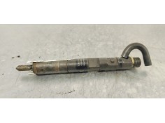 Recambio de inyector para renault megane ii berlina 5p confort authentique referencia OEM IAM 8200365186  