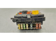 Recambio de caja reles / fusibles para citroen c4 picasso 1.6 hdi referencia OEM IAM 9675877980  