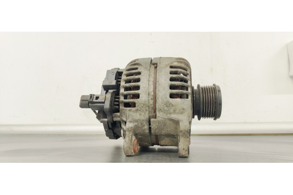 Recambio de alternador para seat altea (5p1) arena referencia OEM IAM 06F903023F  