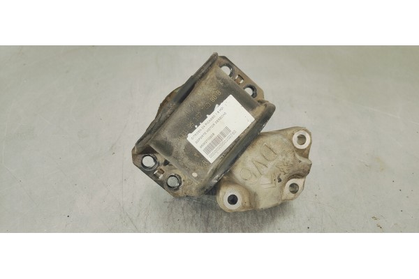 Recambio de soporte motor derecho para citroen c4 picasso 1.6 hdi referencia OEM IAM 9636270080B  