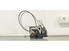 Recambio de cerradura puerta trasera derecha para ssangyong rodius 2.7 xdi 165 referencia OEM IAM   