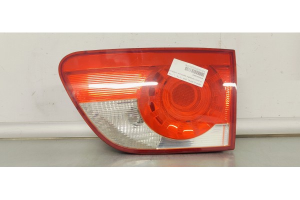 Recambio de piloto trasero derecho interior para seat altea xl (5p5) 1.9 tdi referencia OEM IAM 5P8945094D  