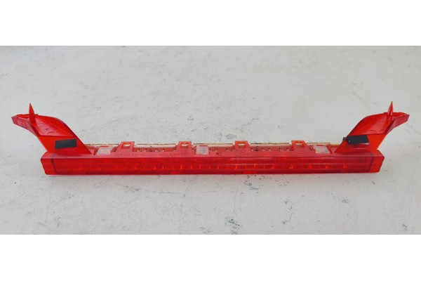 Recambio de luz central de freno para bmw serie 1 berlina (e81/e87) 116d referencia OEM IAM 63256924673  