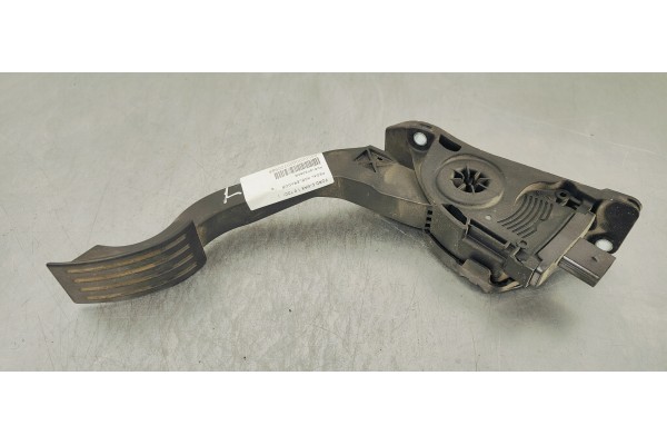 Recambio de pedal acelerador para ford c-max 1.6 tdci referencia OEM IAM AV619F836AB  