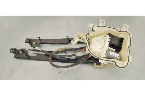 Recambio de elevalunas delantero derecho para seat altea (5p1) 1.9 tdi referencia OEM IAM 5P0837402N  