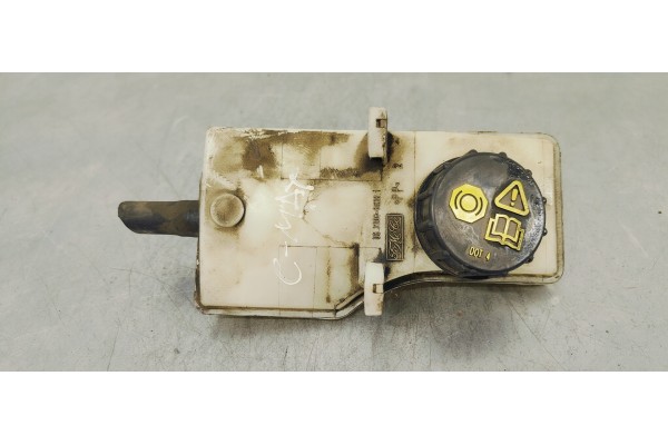 Recambio de deposito servo para ford c-max 1.6 tdci referencia OEM IAM 03350886381  
