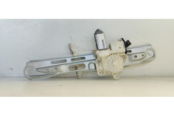 Recambio de elevalunas trasero derecho para opel vectra c berlina club referencia OEM IAM 24414777RH  