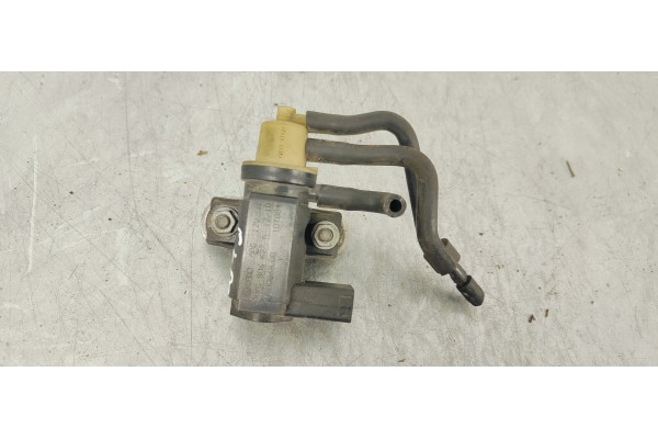 Recambio de valvula aire adicional para volkswagen eos (1f7) 2.0 tdi referencia OEM IAM 1K0906627A  