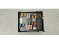 CAJA RELES / FUSIBLES 1K0937125D 