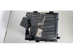 Recambio de filtro aire para opel insignia berlina 2.0 16v cdti referencia OEM IAM 55560889  