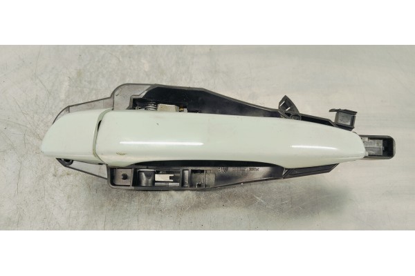 Recambio de maneta exterior lateral derecha para citroen berlingo 1.5 hdi referencia OEM IAM 9802977380  